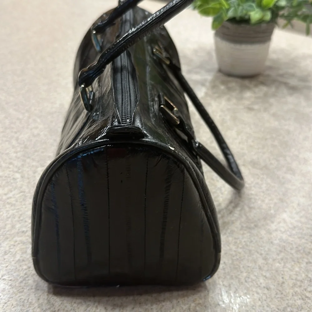 Ladies Vintage Eelskin Handbag in black
